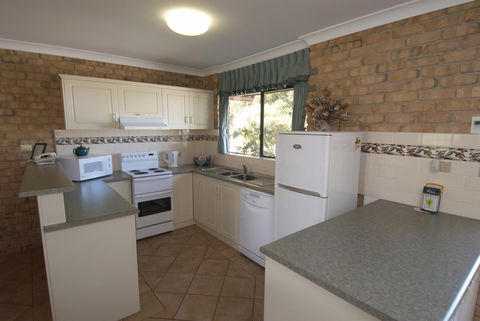 Acacia Apartments - C Tourism 6