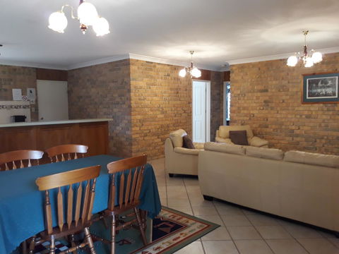 Acacia Apartments - C Tourism 9