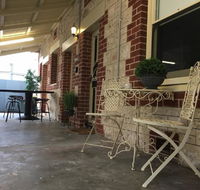 Two Cow Cottage Bed  Breakfast - C Tourism