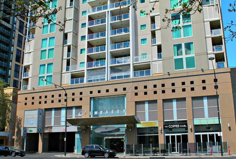 Adelaide DressCircle Apartments - North Terrace - C Tourism 33