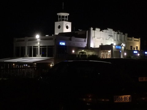 Adelaide - Semaphore Beach Front - C Tourism 32