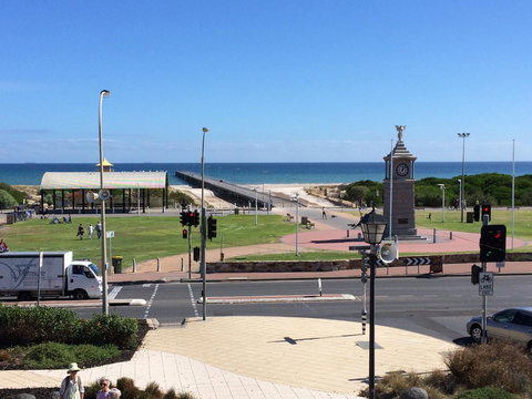 Adelaide - Semaphore Beach Front - C Tourism 25