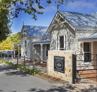 Grandview Homes Accommodation - The Adelaide - C Tourism