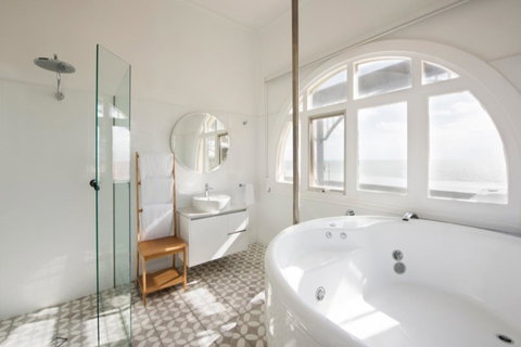 Seawall Apartments - C Tourism 10