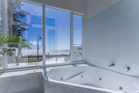 Seawall Apartments - C Tourism 4