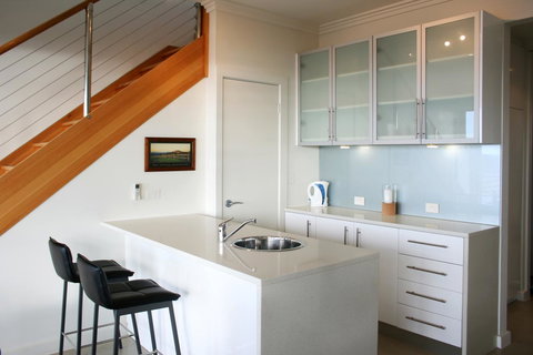 Penneshaw Oceanview Apartments - C Tourism 10