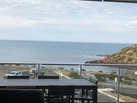 Penneshaw Oceanview Apartments - C Tourism 3