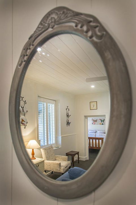 Stoneleigh Cottage Bed And Breakfast - C Tourism 26