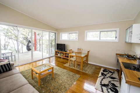 Smiths Lake House - C Tourism 24