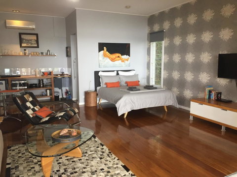 Smiths Lake House - C Tourism 9