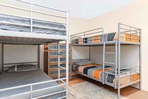 Breeze Beachfront Apartment - C Tourism 17