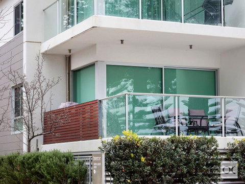 Breeze Beachfront Apartment - C Tourism 25