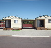 Jacko's Holiday Cabins - C Tourism