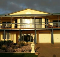 Beachside Escape on The Esplanade - C Tourism