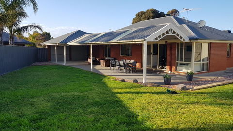 Aldinga Beach Overnighter Or Getaway Home - C Tourism 0