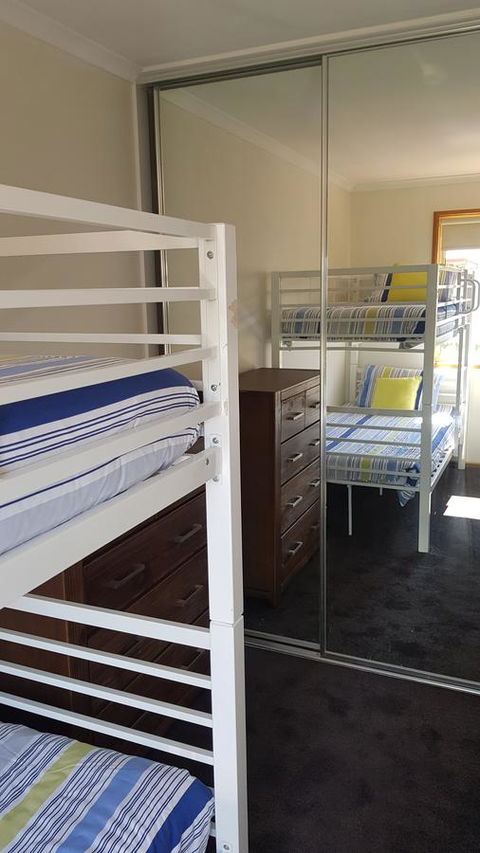 Aldinga Beach Overnighter Or Getaway Home - C Tourism 25