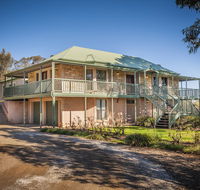 Lindsay House Homestead - C Tourism