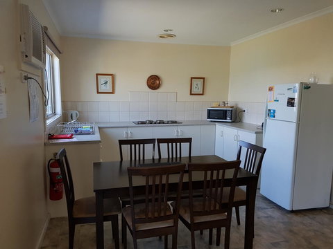 Marion Bay Holiday Villas - C Tourism 9