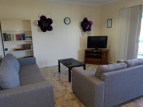 Marion Bay Holiday Villas - C Tourism 11