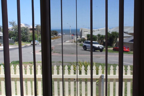 Maslin Beach House - C Tourism 13