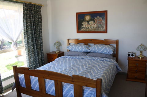 Maslin Beach House - C Tourism 9