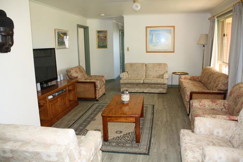 Maslin Beach House - C Tourism 8