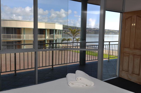 Hilton Beachfront Motel - C Tourism 0