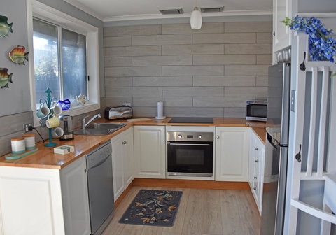 Beach Life Retreat - C Tourism 10