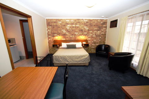 Clare Central - C Tourism 17