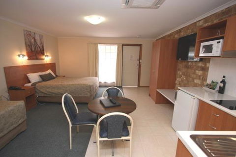Clare Central - C Tourism 38