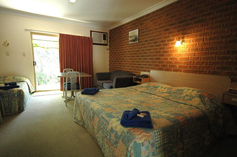 Burra Motor Inn - C Tourism 42