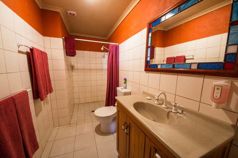 The Underground Motel - C Tourism 10
