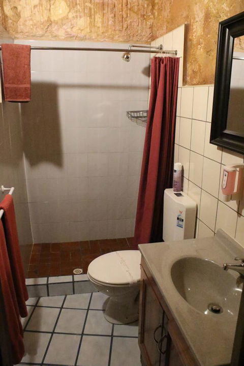 The Underground Motel - C Tourism 4