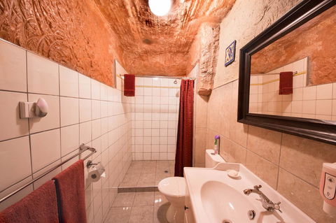 The Underground Motel - C Tourism 7