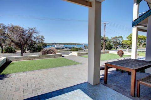 Bay Bliss - C Tourism 1
