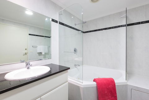 Ramada Resort By Wyndham Shoal Bay - C Tourism 38