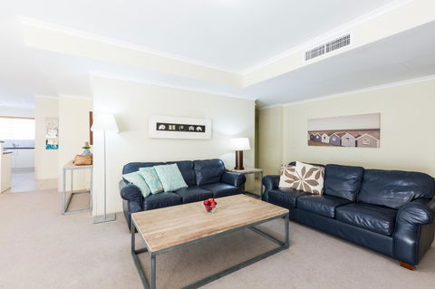 Ramada Resort By Wyndham Shoal Bay - C Tourism 41