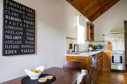 Clare Valley Heritage Retreat - C Tourism 4