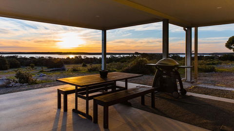 Southern Ocean Lookout - C Tourism 12