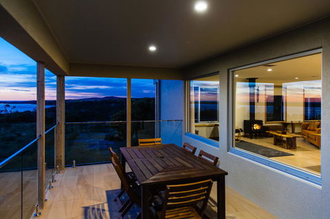 Southern Ocean Lookout - C Tourism 13