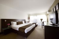 Book Parkes Accommodation Vacations C Tourism C Tourism