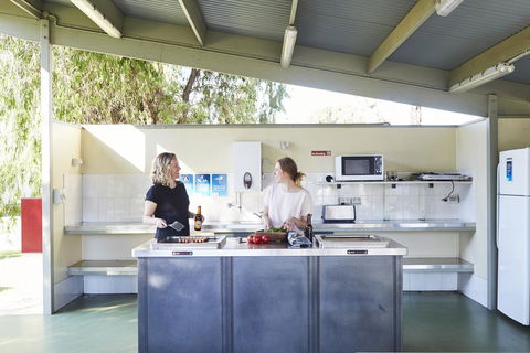 NRMA Victor Harbor Beachfront Holiday Park - C Tourism 25