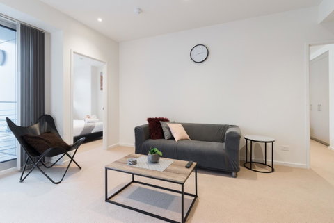 Ther-Rich 2Brm CBD Apartment - C Tourism 19
