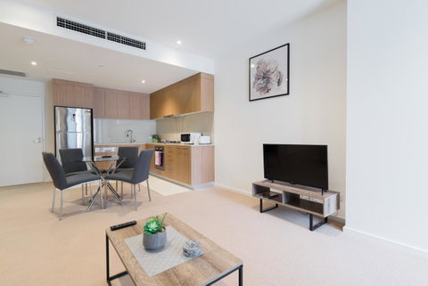 Ther-Rich 2Brm CBD Apartment - C Tourism 21