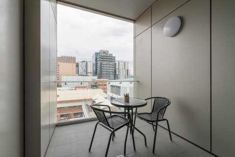 Ther-Rich 2Brm CBD Apartment - C Tourism 24