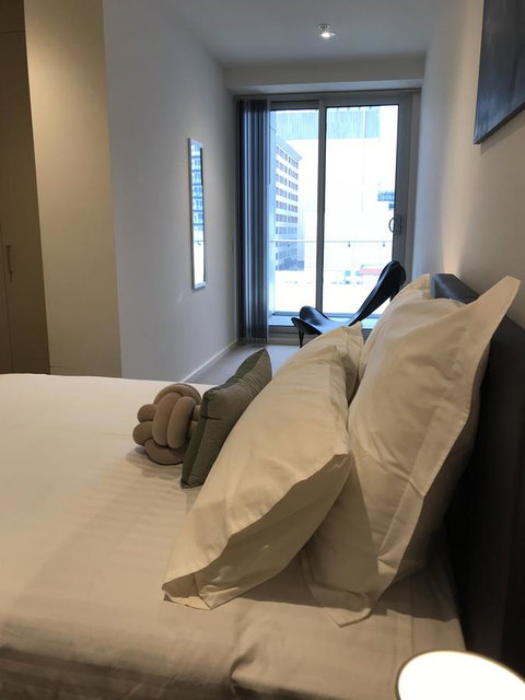 Ther-Rich 2Brm CBD Apartment - C Tourism 36