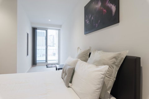 Ther-Rich 2Brm CBD Apartment - C Tourism 1