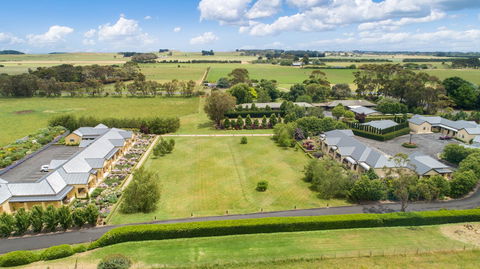 The Barn Accommodation - C Tourism 1
