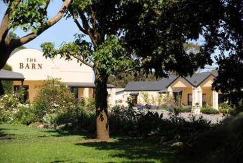 The Barn Accommodation - C Tourism 4
