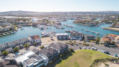 Mariners Cay Apartment - C Tourism 1